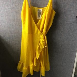Free people wrap around yellow dress - size s